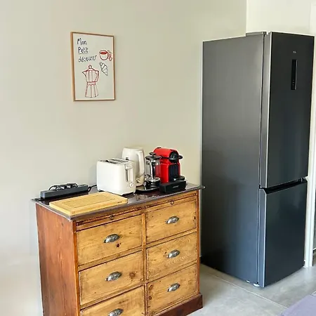 2 Dans Neuf, Terrasse Sud, Meuble Contemporain, Parking *