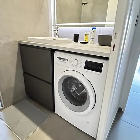 דירה 2 Dans Neuf, Terrasse Sud, Meuble Contemporain, Parking אקס-לה-באינס