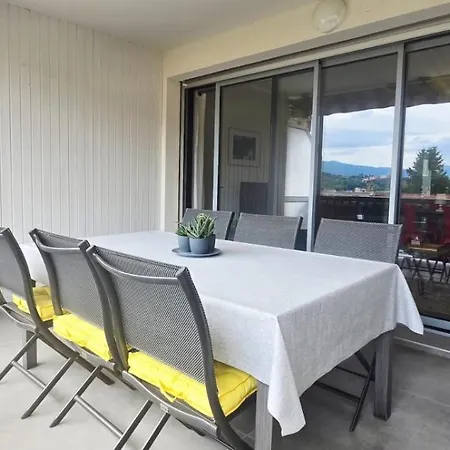 2 Dans Neuf, Terrasse Sud, Meuble Contemporain, Parking דירה