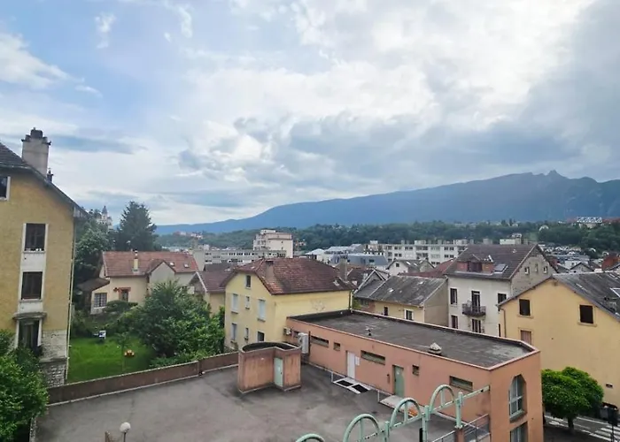 2 Dans Neuf, Terrasse Sud, Meublé Contemporain, Parking Appartement