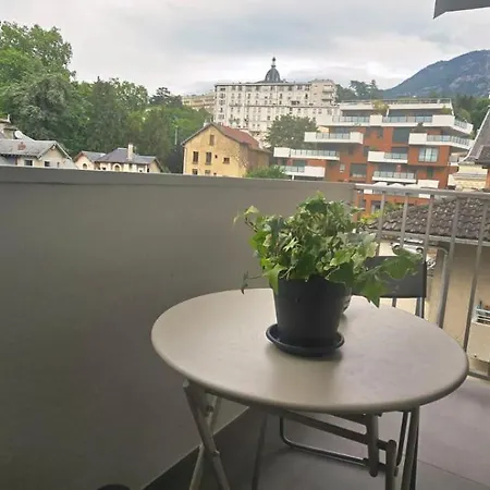 2 Dans Neuf, Terrasse Sud, Meuble Contemporain, Parking * Aix-les-Bains
