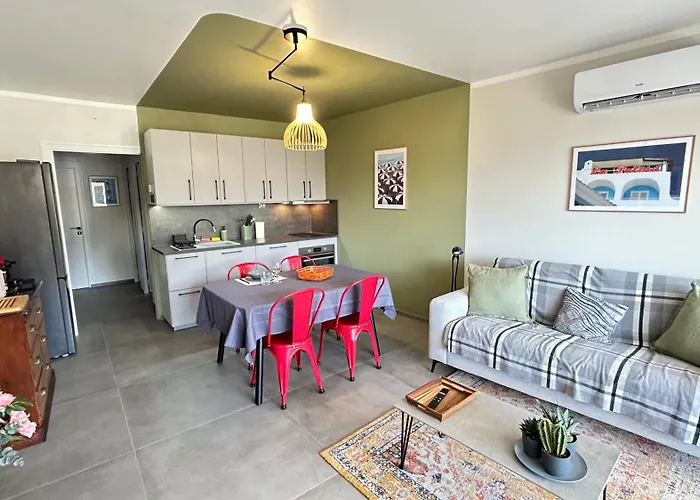 2 Dans Neuf, Terrasse Sud, Meuble Contemporain, Parking エクスレバン