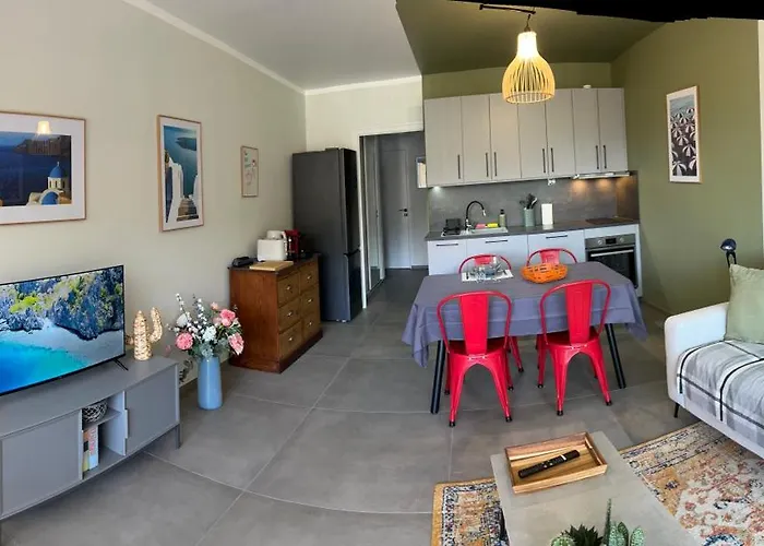 2 Dans Neuf, Terrasse Sud, Meuble Contemporain, Parking