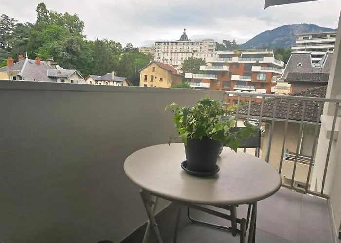 2 Dans Neuf, Terrasse Sud, Meuble Contemporain, Parking * エクスレバン