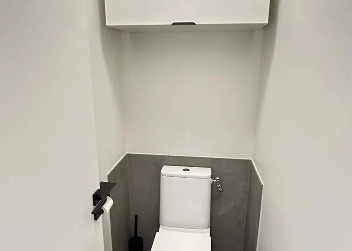 2 Dans Neuf, Terrasse Sud, Meuble Contemporain, Parking * エクスレバン