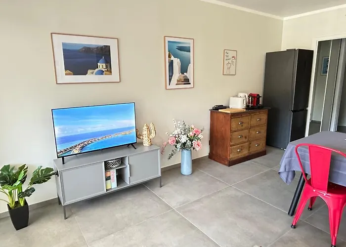 شقة 2 Dans Neuf, Terrasse Sud, Meuble Contemporain, Parking *